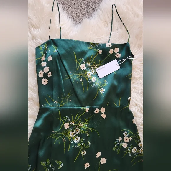 Reformation Frankie silk slip dress-dark green (size 4 remaining) NWOT - Picture 11 of 16